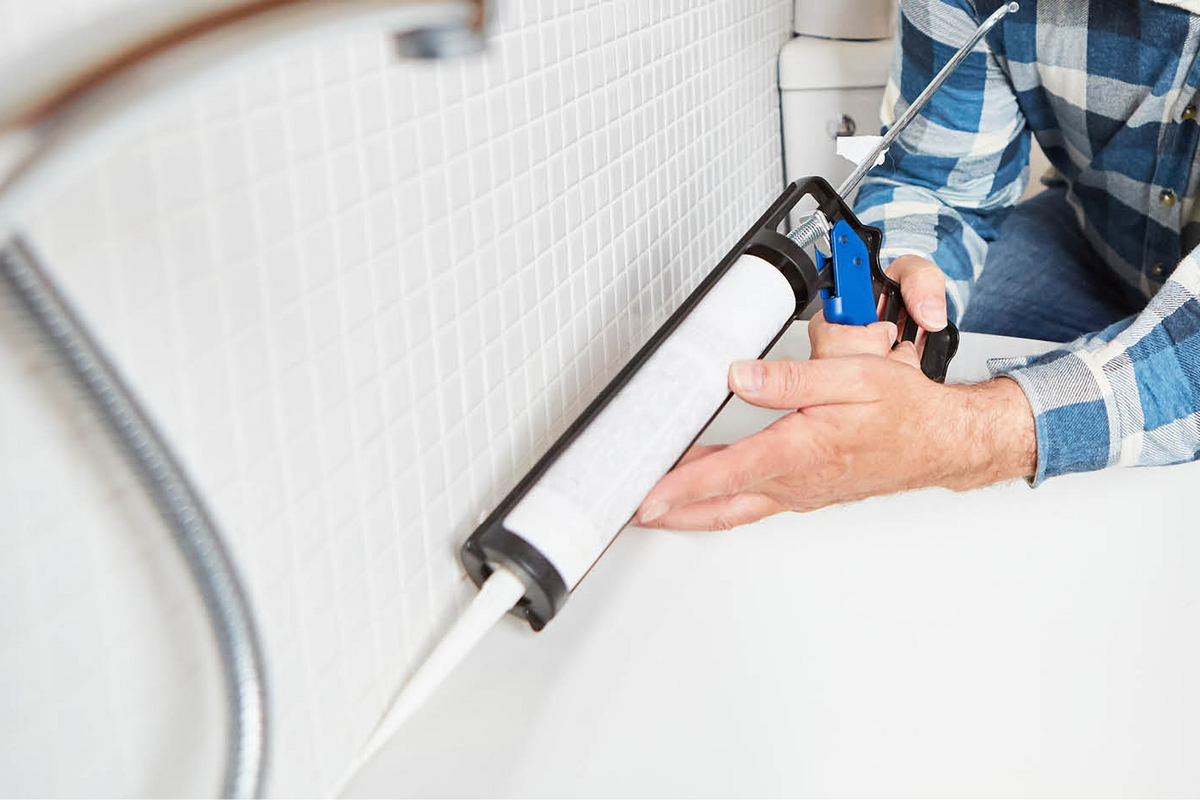 Silikonfuge entfernen und erneuern wir zeigen dir wie’s geht! DIY